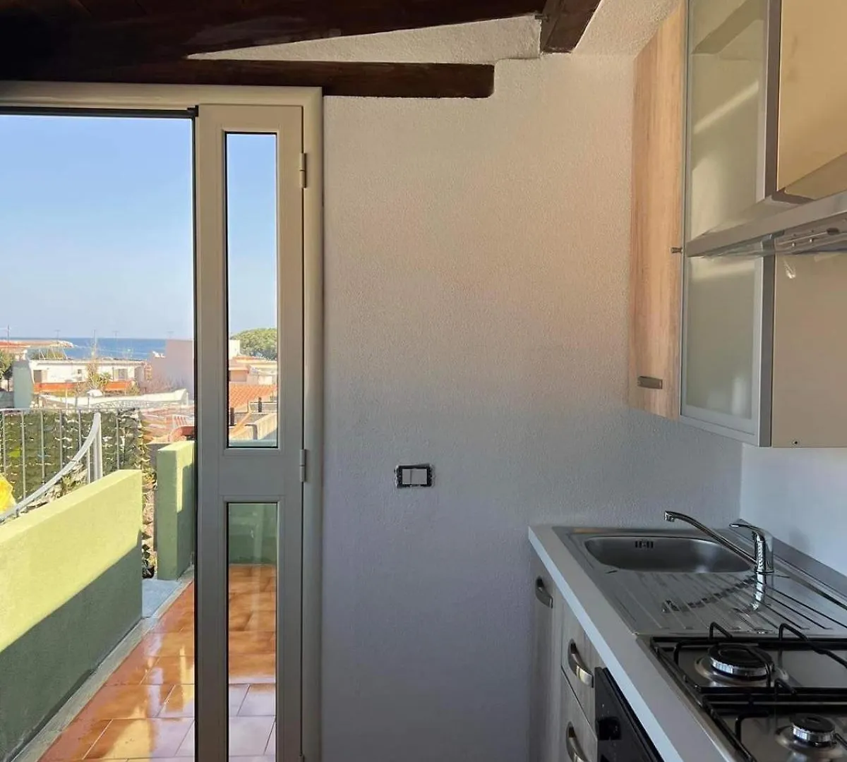 Διαμέρισμα Massetti Rooms Alloggio Per Coppie Sulla Costa Nord Est Dell Isola A Pochi Passi Dalla Spiaggia La Caletta