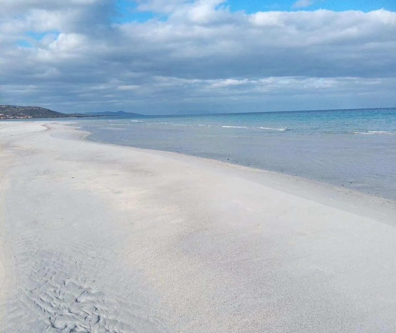 Massetti Rooms Alloggio Per Coppie Sulla Costa Nord Est Dell Isola A Pochi Passi Dalla Spiaggia La Caletta 0*,